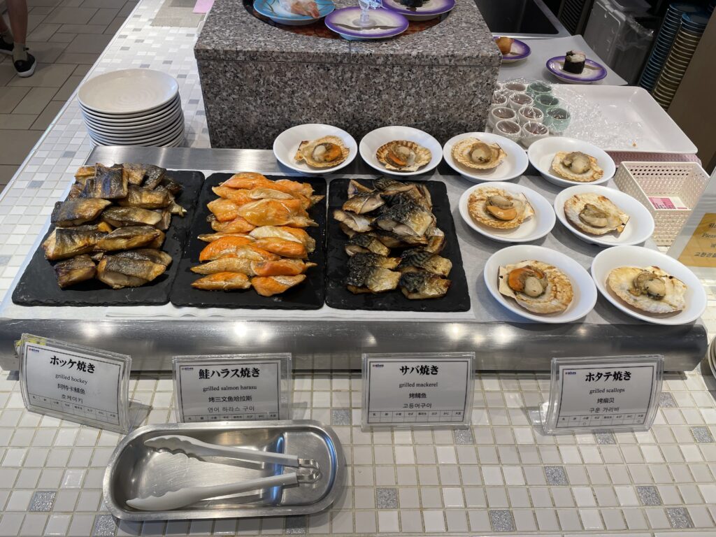 焼き魚・ホタテの浜焼きコーナー